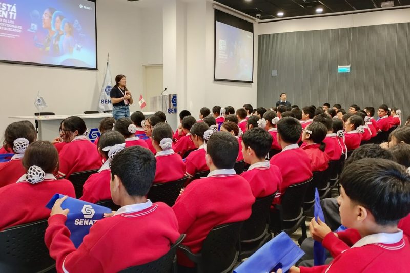 VISITA A SENATI – 4° AÑO DE SECUNDARIA